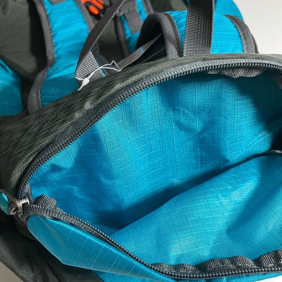 G4Free Unisex Backpack - Picture 11 of 14